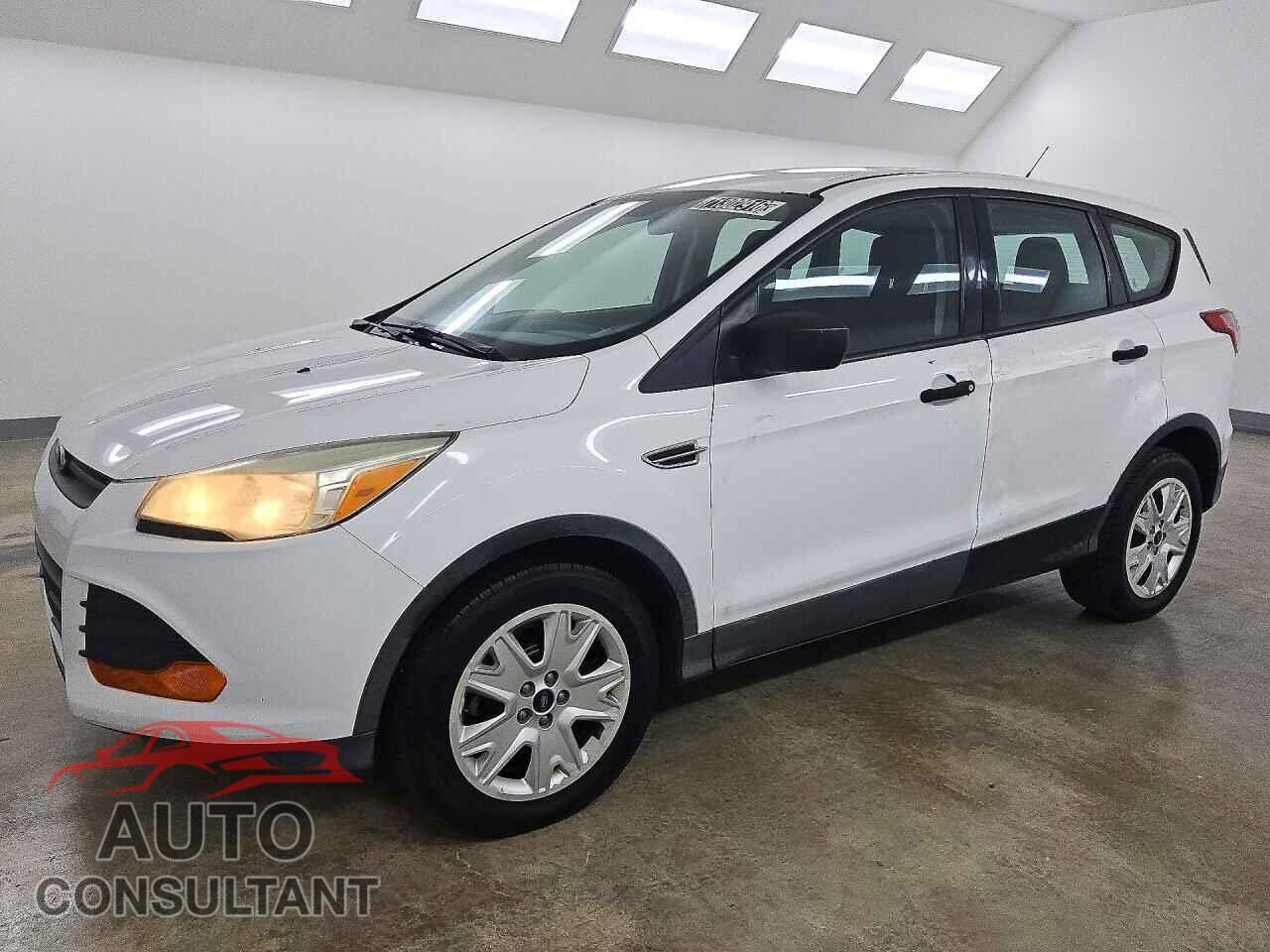 FORD ESCAPE 2015 - 1FMCU0F73FUB82909