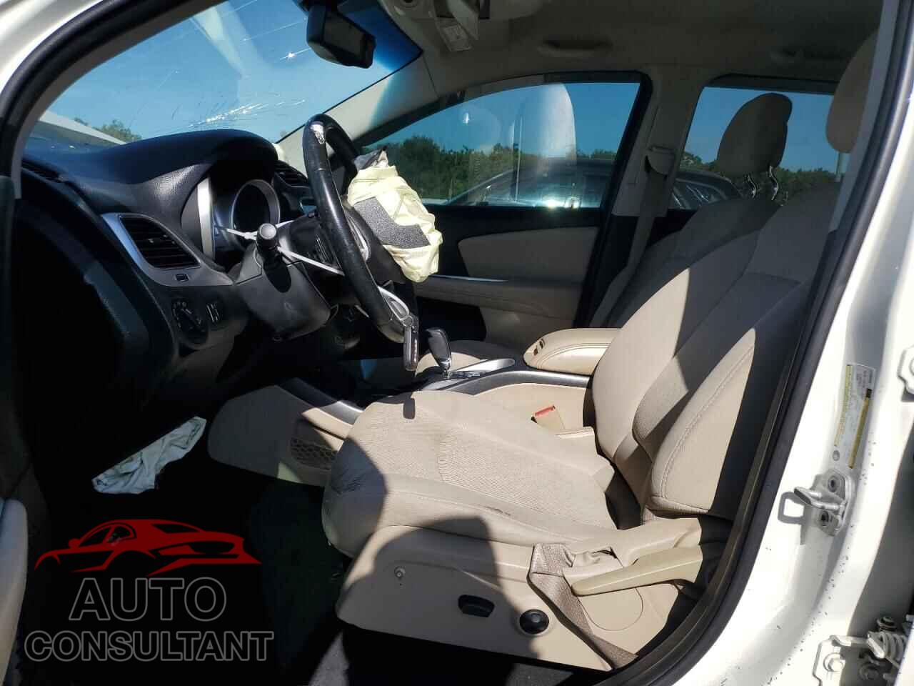 DODGE JOURNEY 2013 - 3C4PDCBG6DT588512