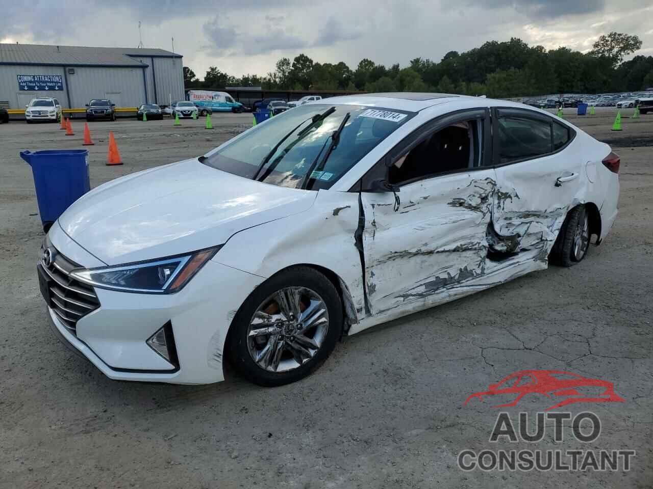 HYUNDAI ELANTRA 2020 - 5NPD84LF4LH613442