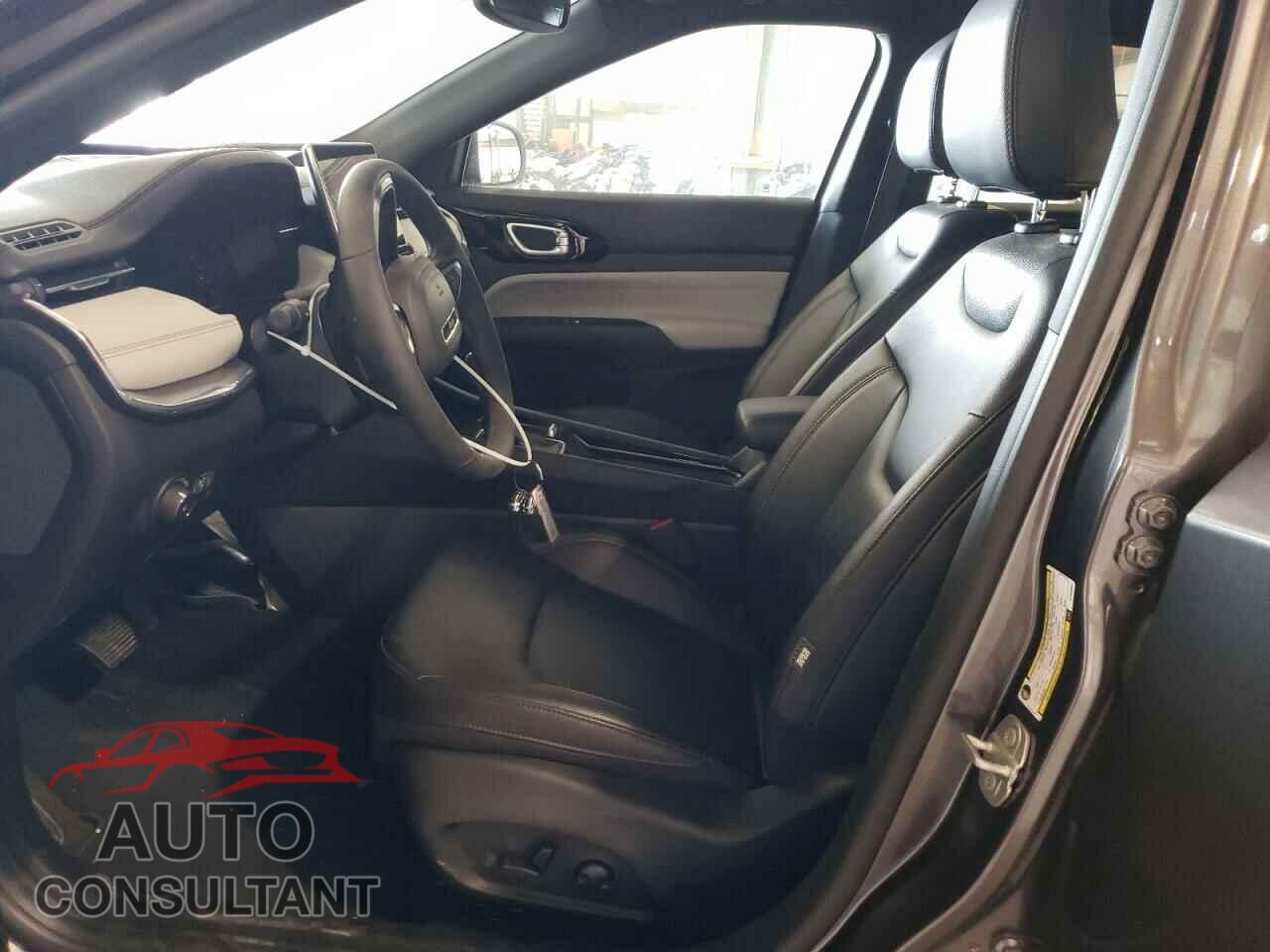 JEEP COMPASS 2024 - 3C4NJDCN8RT608852