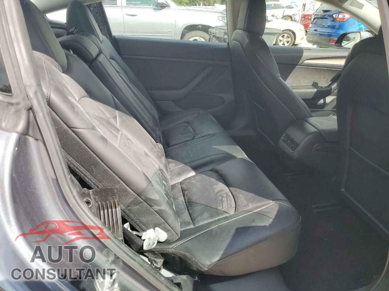 TESLA MODEL 3 2022 - 5YJ3E1EB9NF285594