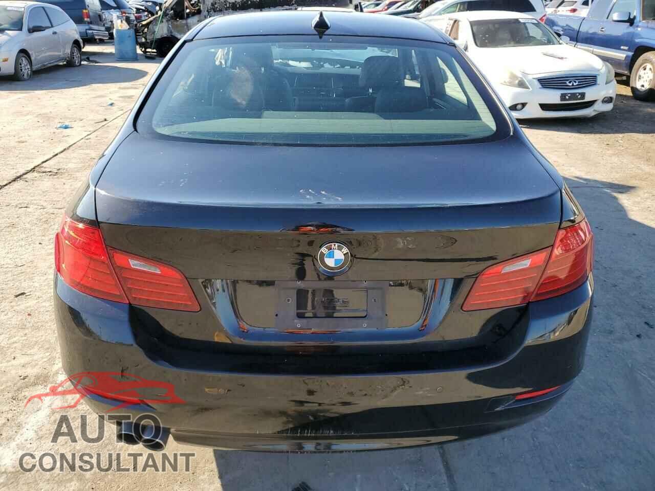 BMW 5 SERIES 2016 - WBA5A5C50GD528564