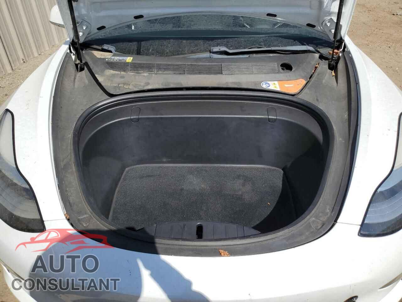 TESLA MODEL 3 2018 - 5YJ3E1EA1JF023019