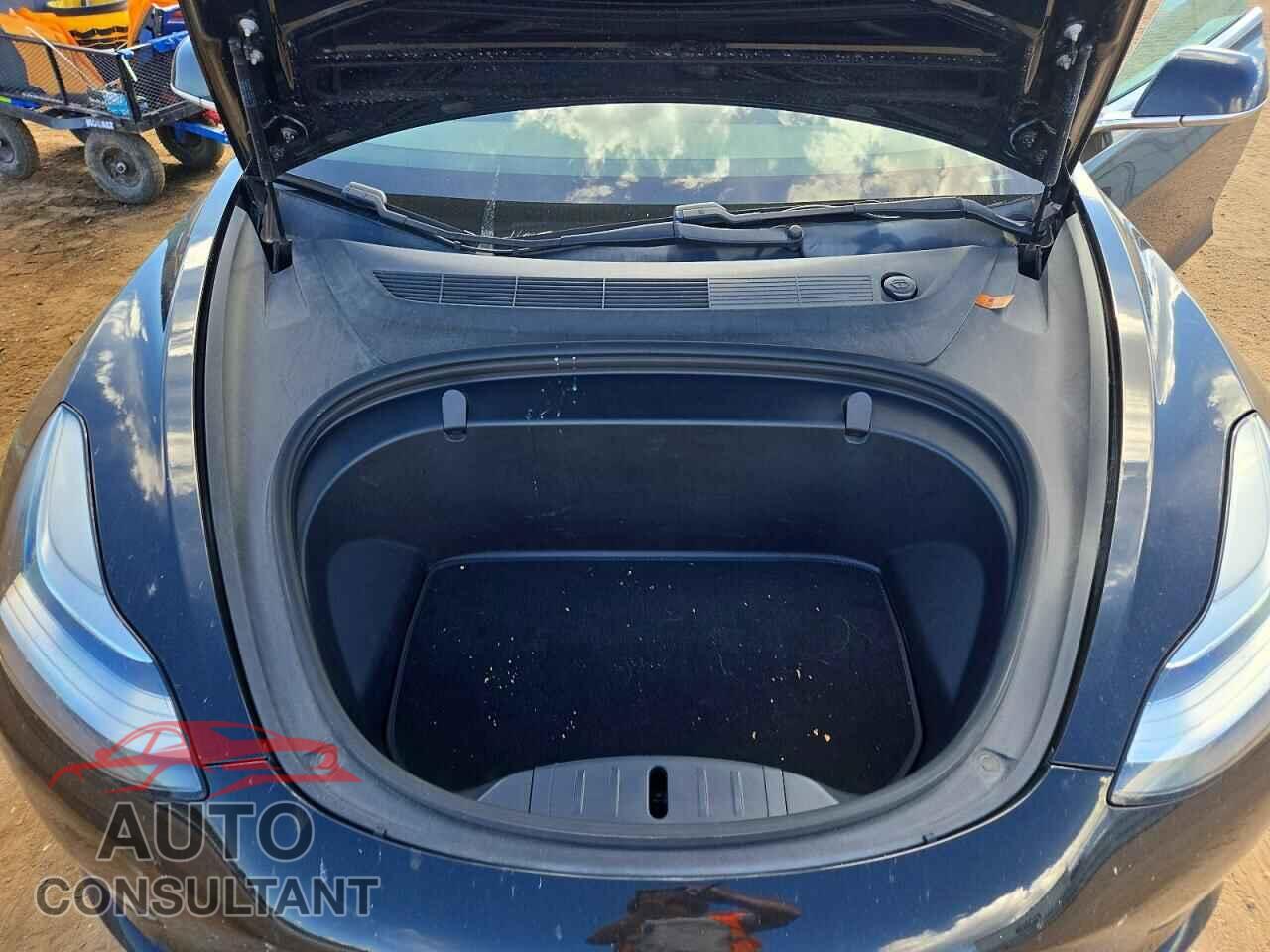 TESLA MODEL 3 2018 - 5YJ3E1EB5JF184594