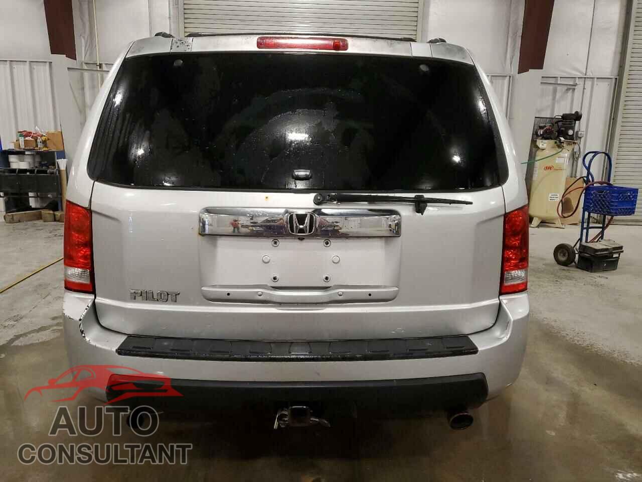 HONDA PILOT 2009 - 5FNYF38649B012632