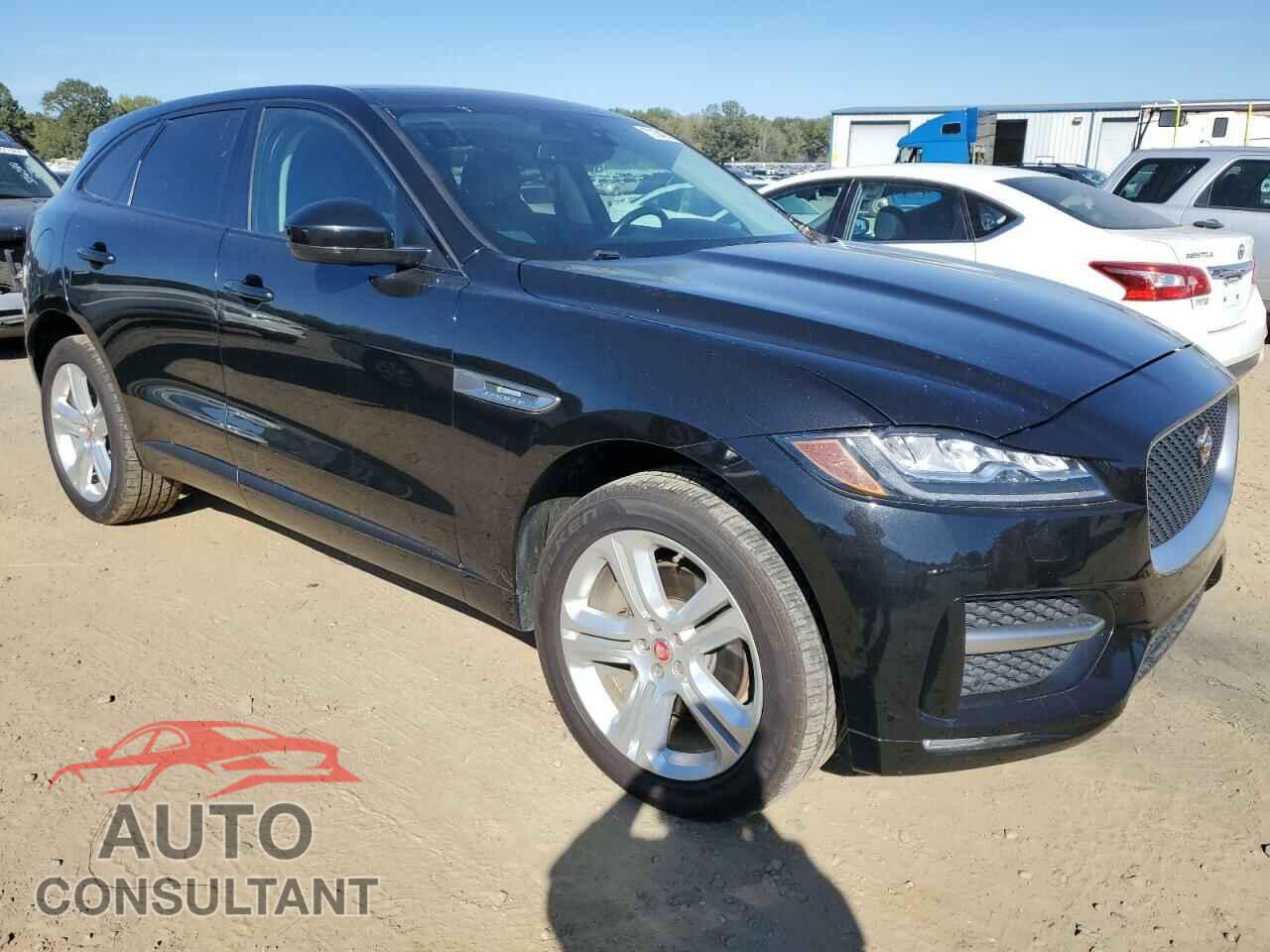 JAGUAR F-PACE 2017 - SADCL2BV8HA881730