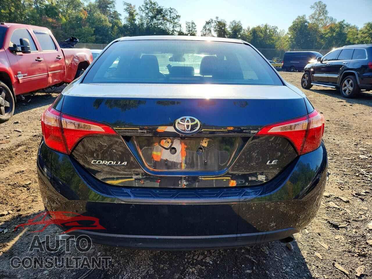 TOYOTA COROLLA 2019 - 2T1BURHE2KC141176