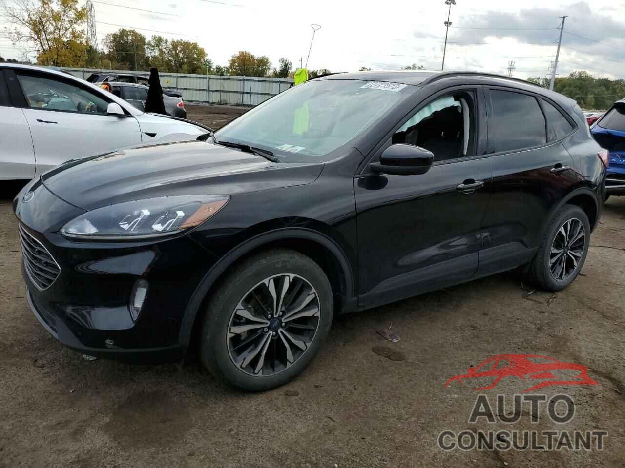 FORD ESCAPE 2021 - 1FMCU9H93MUB03948