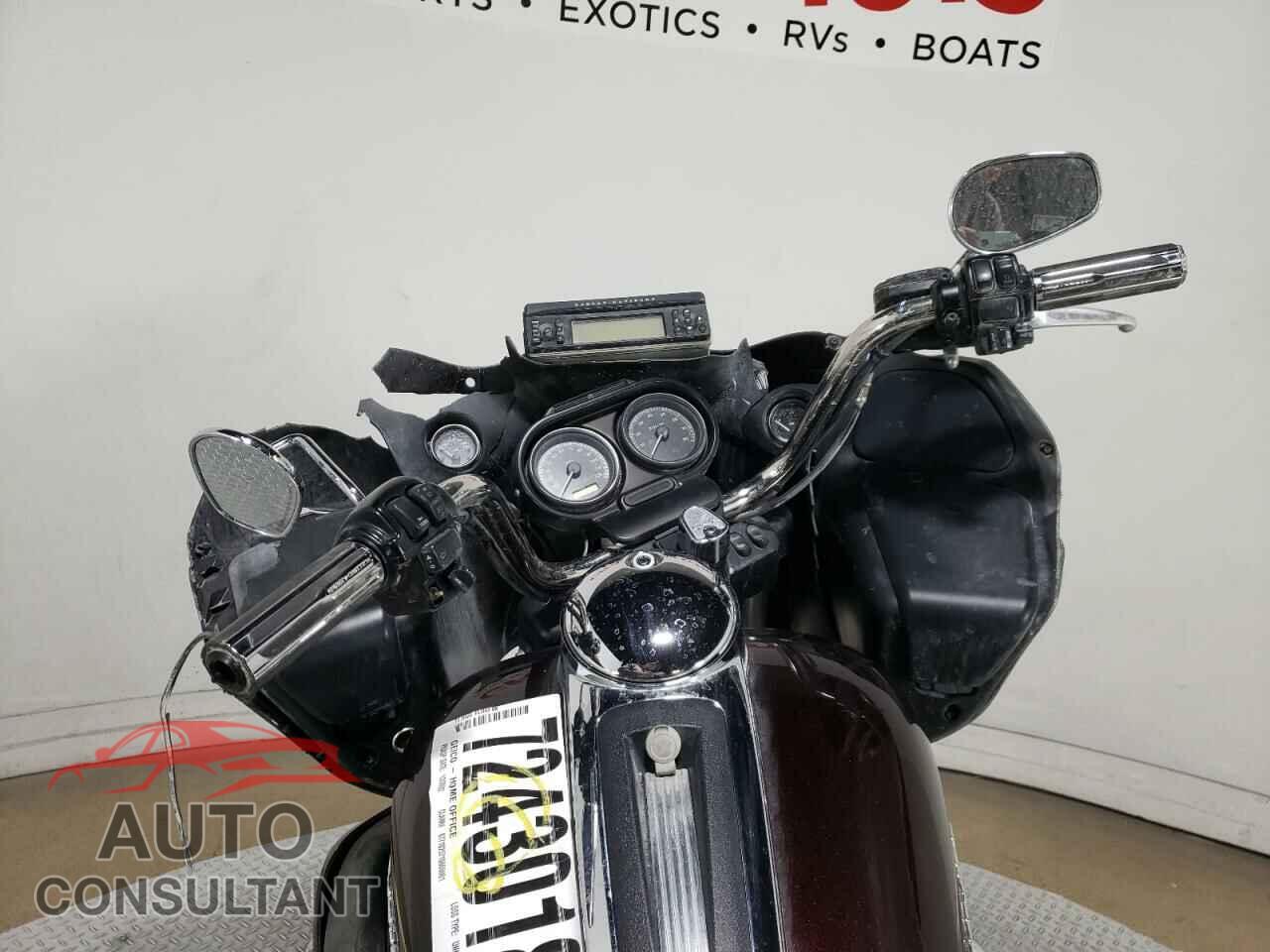 HARLEY-DAVIDSON FL 2011 - 1HD1KGM12BB676787
