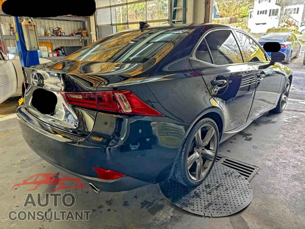 LEXUS IS 2014 - JTHBE1D25E5006168