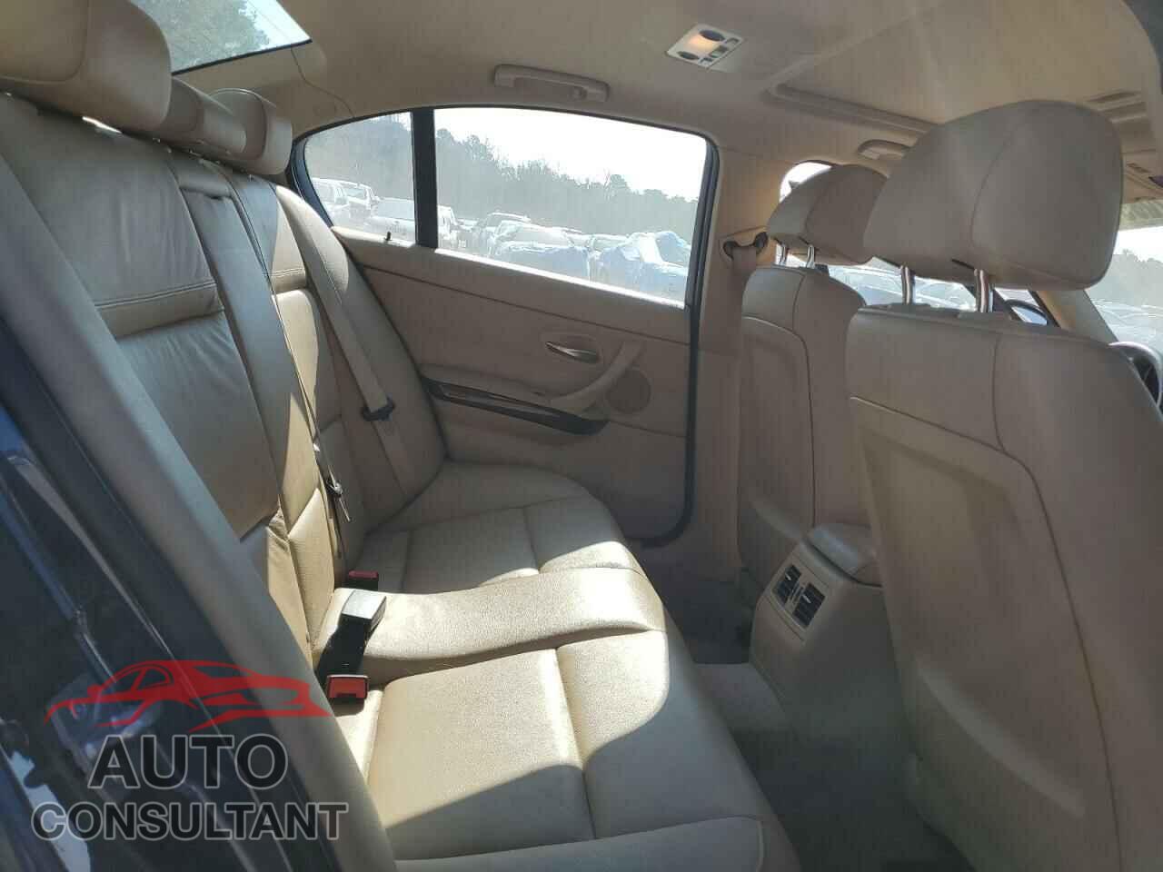 BMW 3 SERIES 2011 - WBAPH7C50BE723812