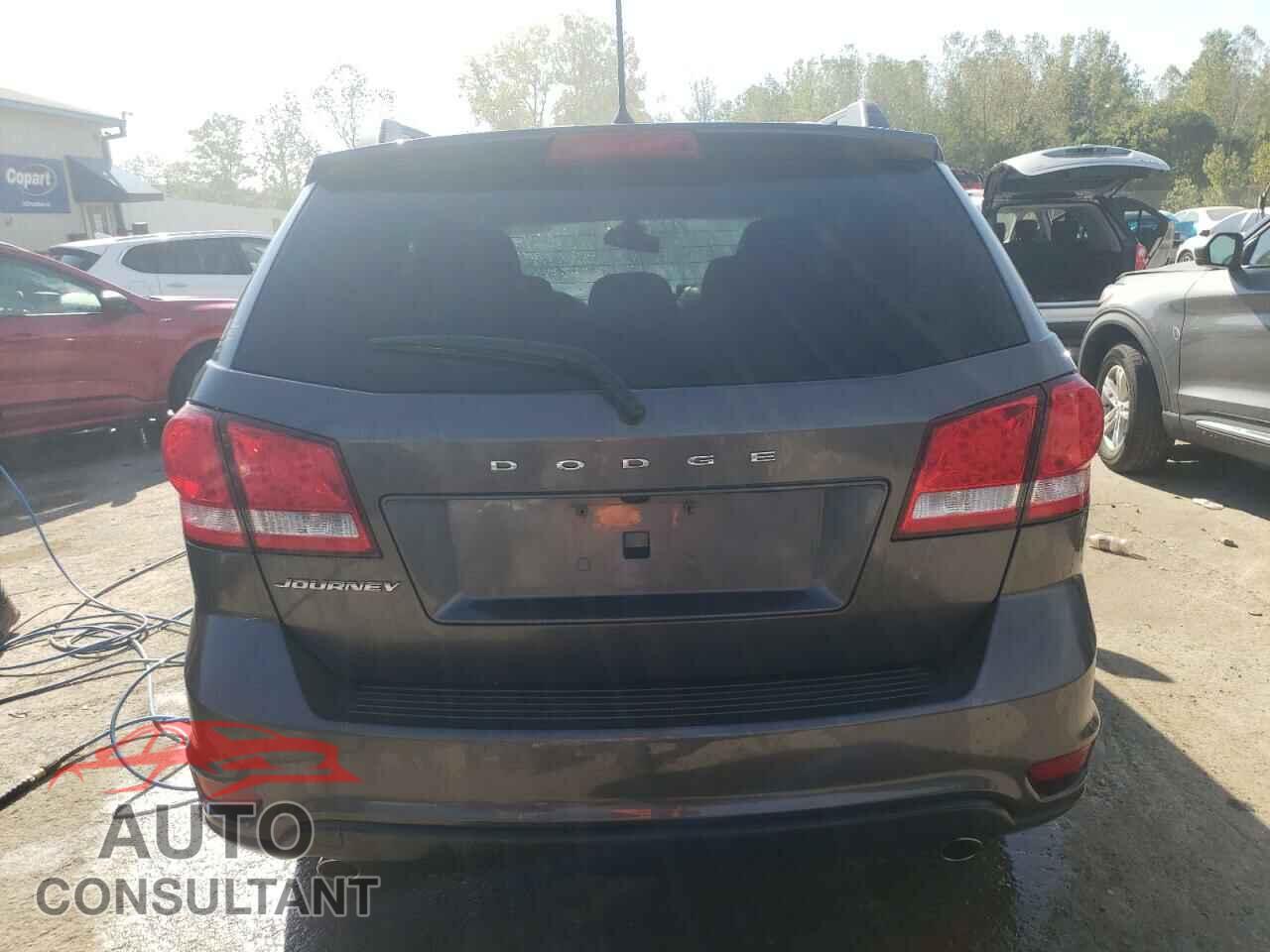 DODGE JOURNEY 2018 - 3C4PDCBG0JT522372