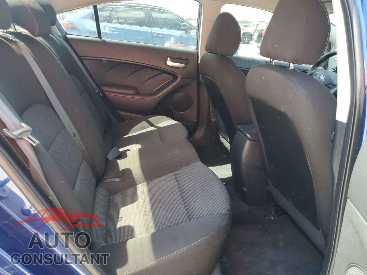 KIA FORTE 2017 - 3KPFK4A78HE150545