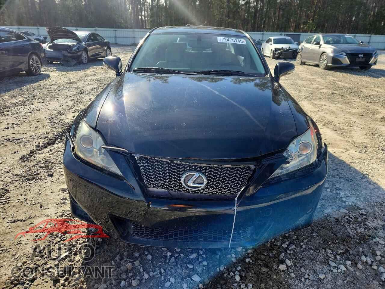LEXUS IS 2011 - JTHCF5C25B5050550