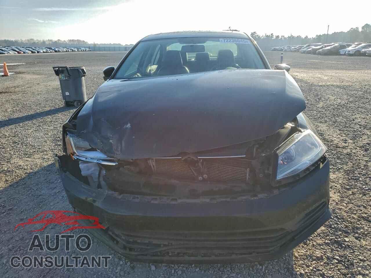 VOLKSWAGEN JETTA 2017 - 3VWDB7AJ2HM282899