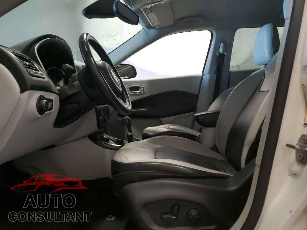 JEEP COMPASS 2020 - 3C4NJDCB7LT127259