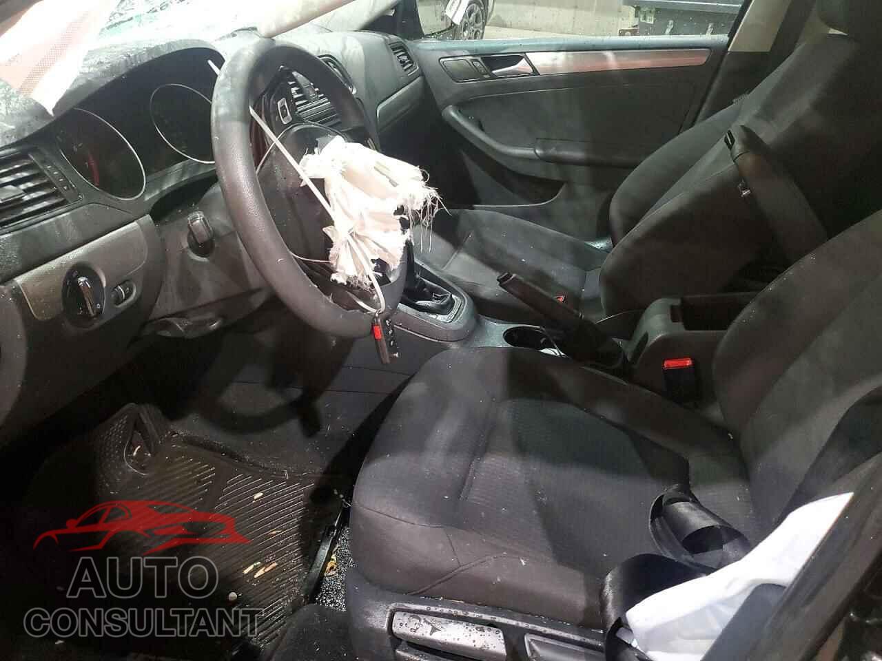 VOLKSWAGEN JETTA 2017 - 3VW2B7AJ4HM409322