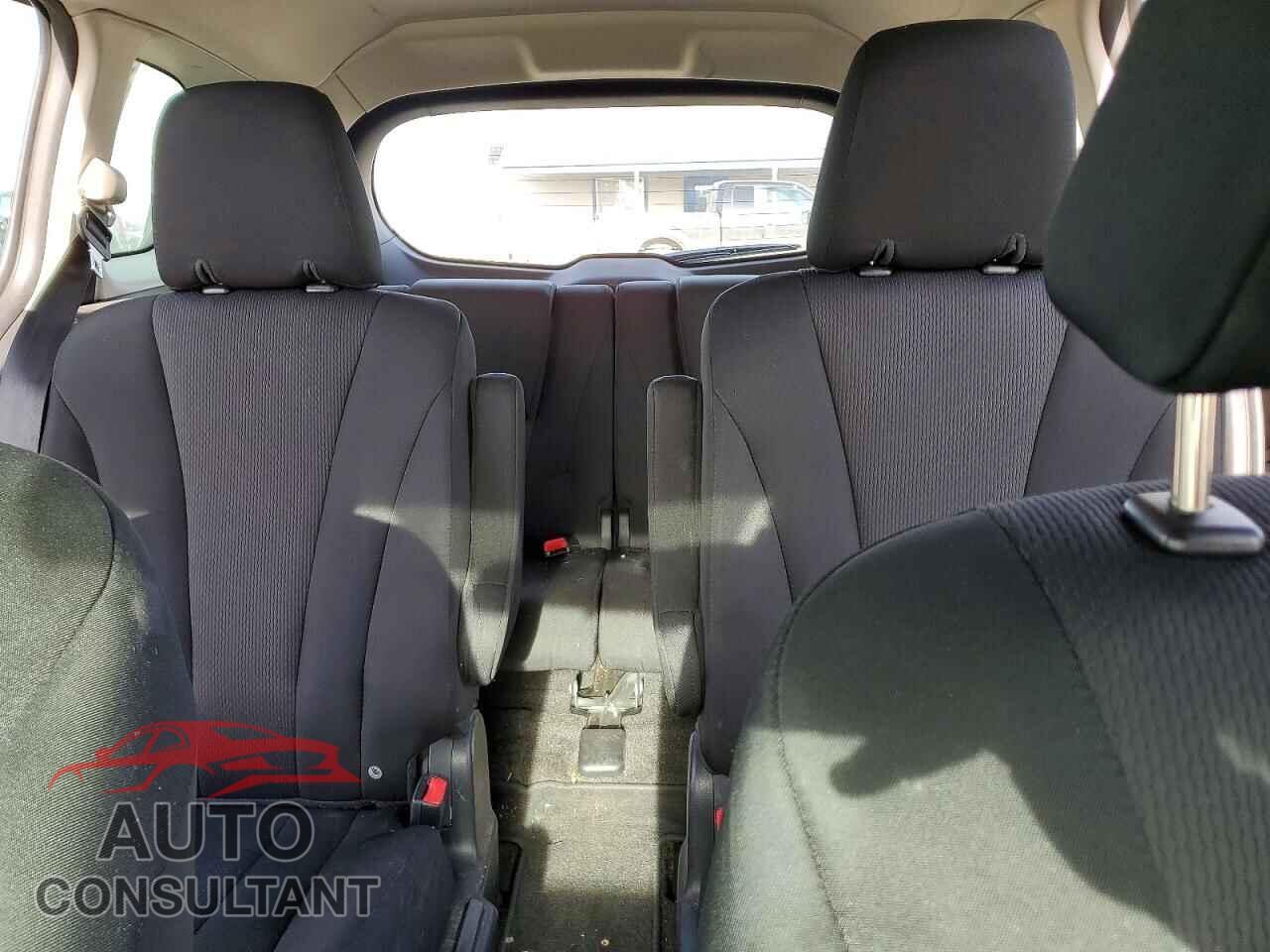 MAZDA 5 2013 - JM1CW2CL7D0156698