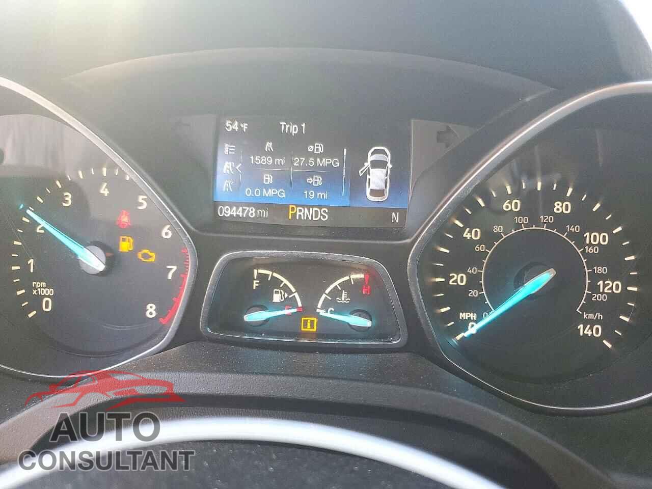 FORD ESCAPE 2018 - 1FMCU9HD2JUA20754