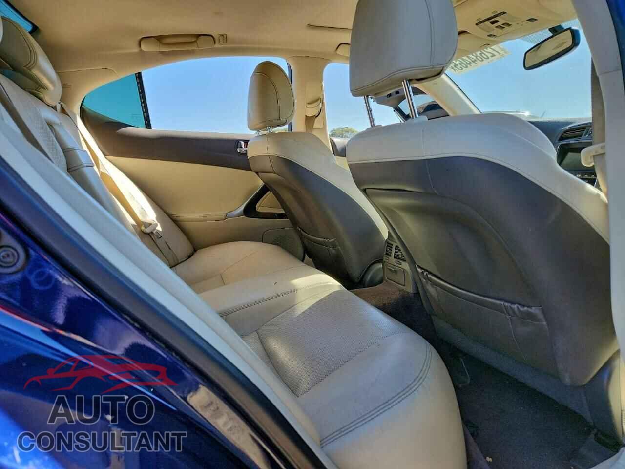 LEXUS IS 2012 - JTHBF5C28C5161395