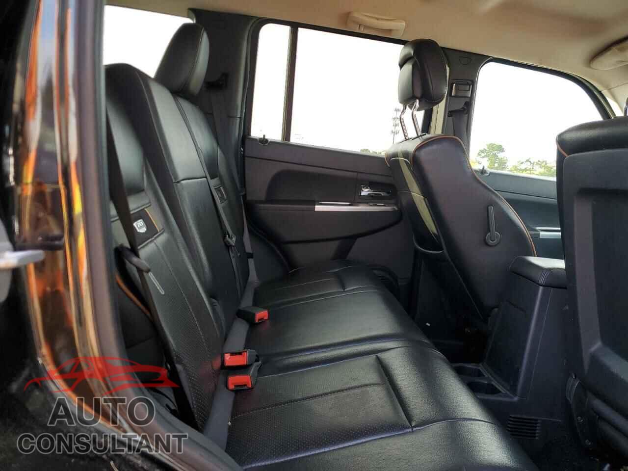 JEEP LIBERTY 2011 - 1J4PN2GK5BW563378