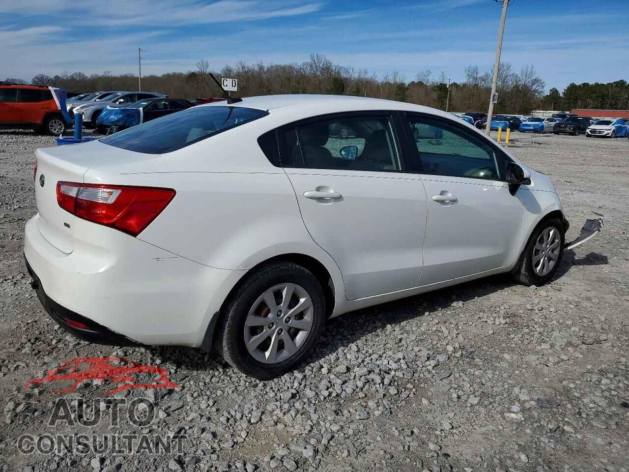 KIA RIO 2014 - KNADM4A32E6403016