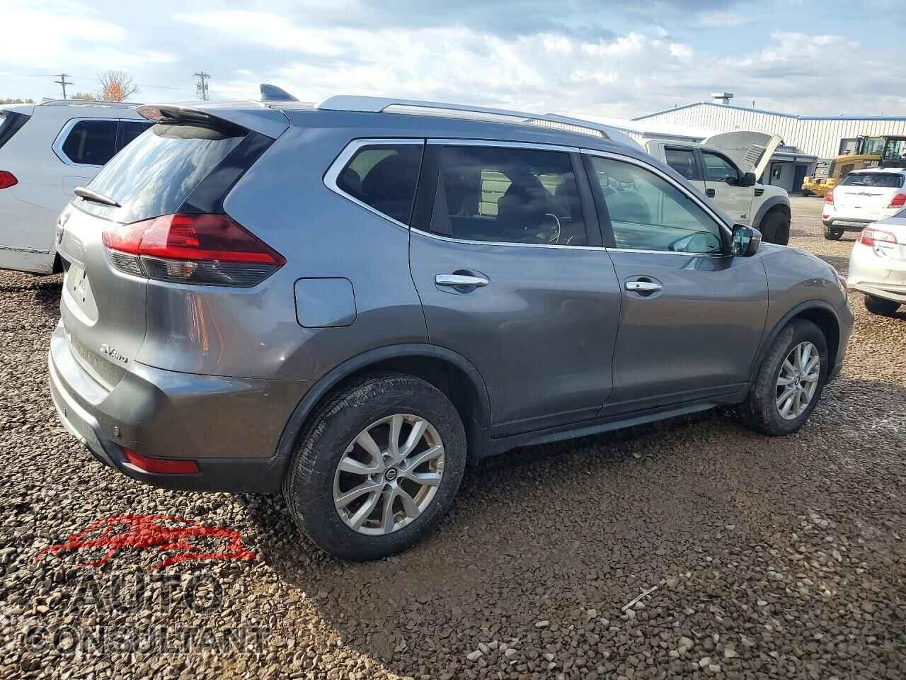 NISSAN ROGUE 2019 - KNMAT2MVXKP501601