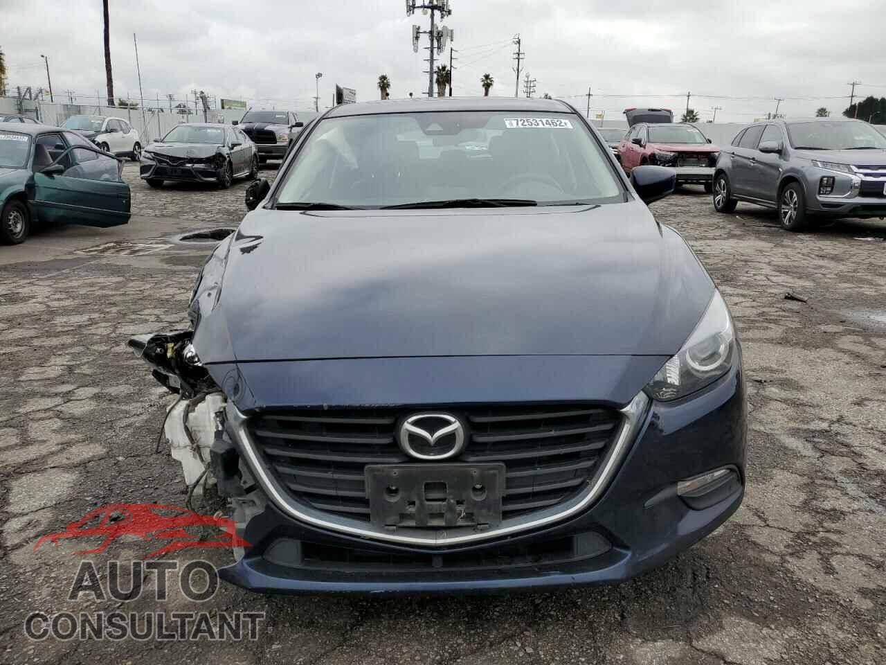 MAZDA 3 2018 - 3MZBN1L36JM229073