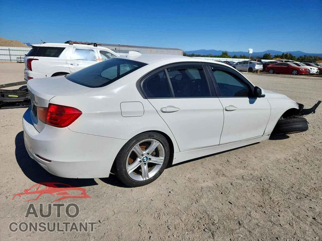 BMW 3 SERIES 2014 - WBA3D3C54EK154861