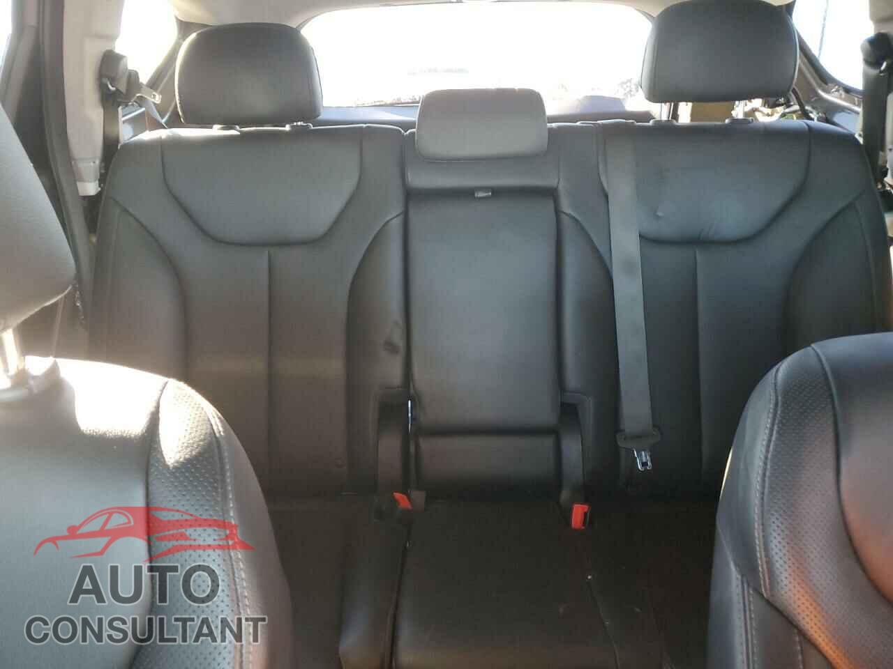 HYUNDAI SANTA FE 2019 - 5NMS53AA6KH048544