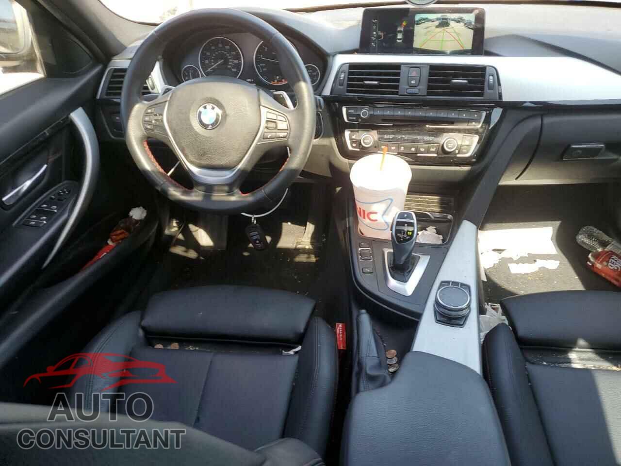 BMW 3 SERIES 2017 - WBA8D9C38HA004513