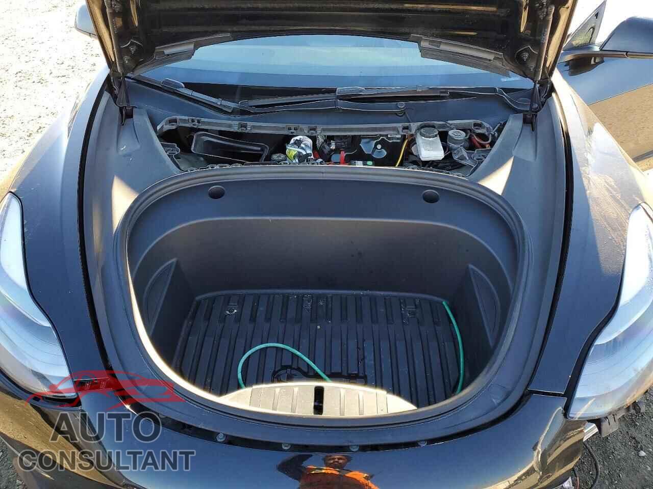 TESLA MODEL 3 2022 - 5YJ3E1EB3NF354652