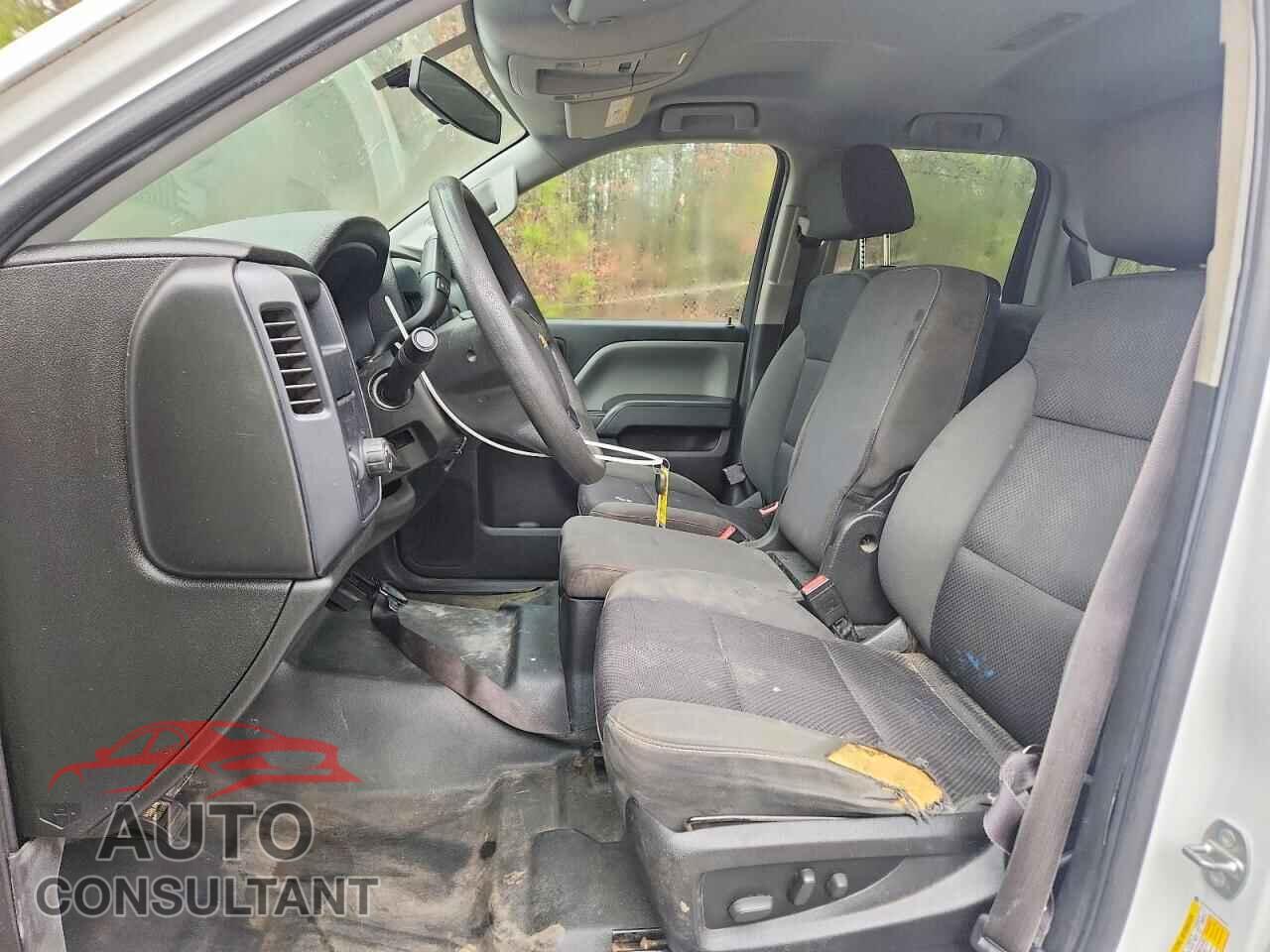 CHEVROLET SILVERADO 2018 - 1GCRCPEC4JZ264443