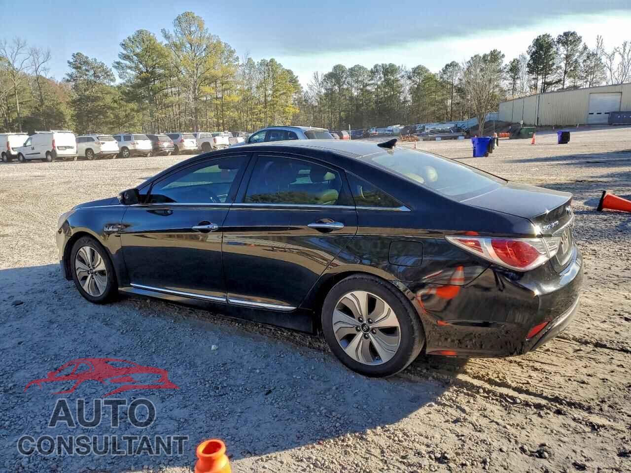 HYUNDAI SONATA 2015 - KMHEC4A40FA125519