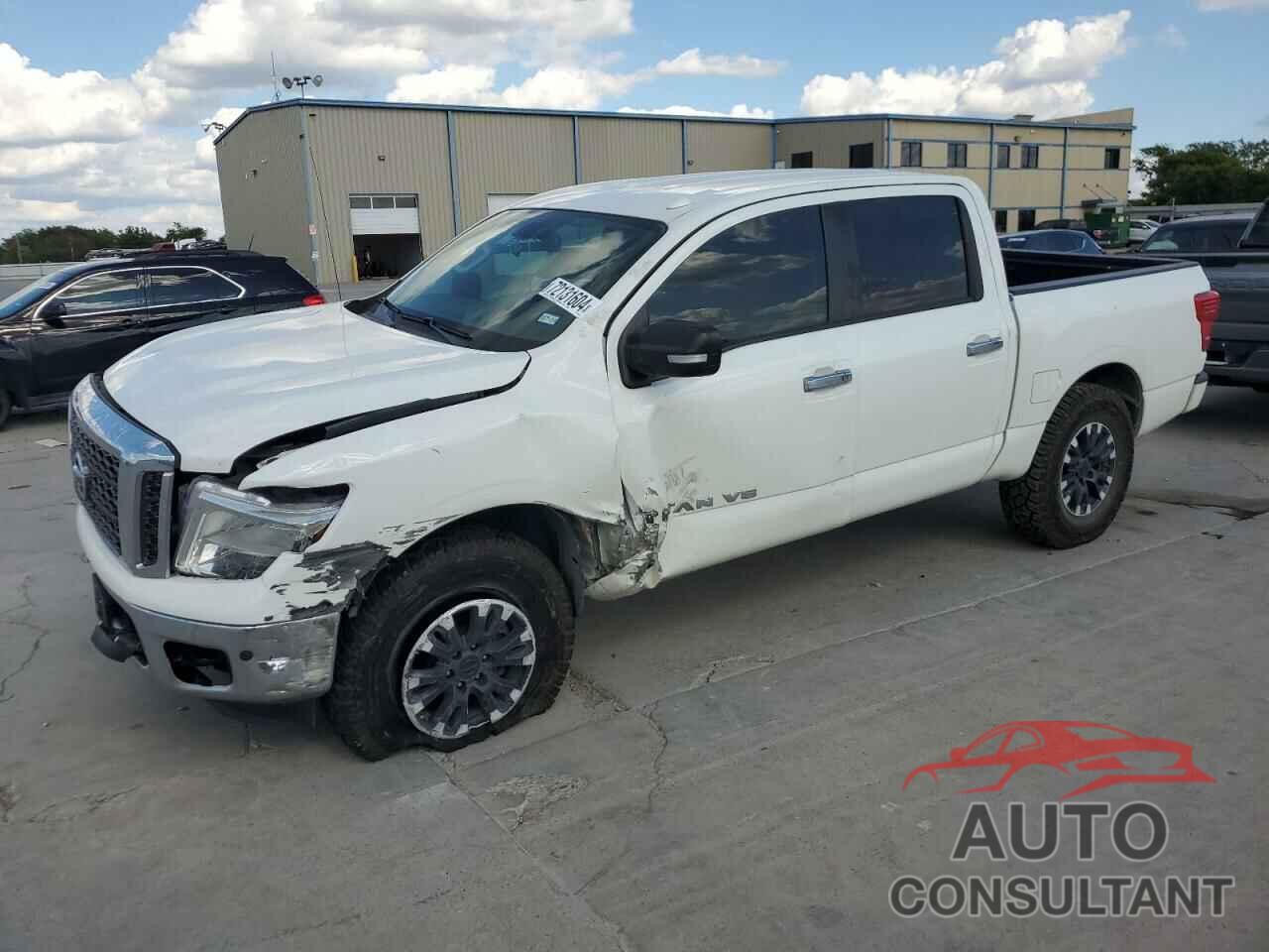 NISSAN TITAN 2018 - 1N6AA1E51JN505994