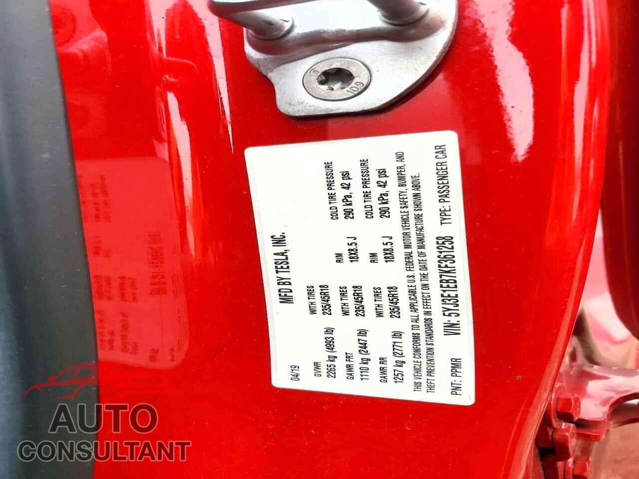 TESLA MODEL 3 2019 - 5YJ3E1EB7KF361258