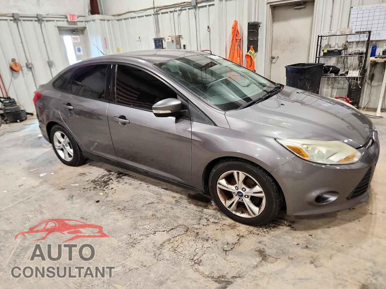 FORD FOCUS 2014 - 1FADP3F26EL219595