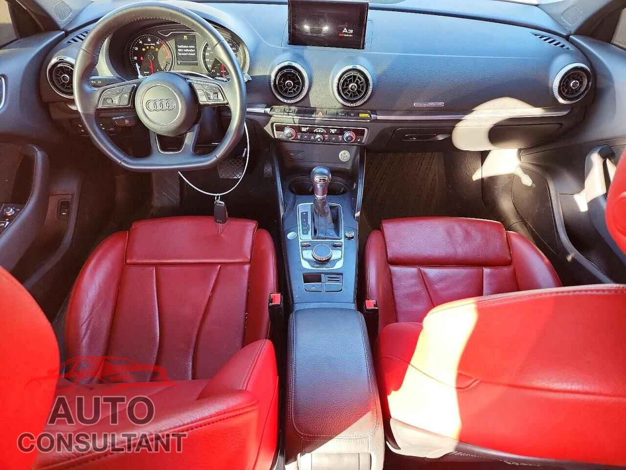 AUDI A3 2020 - WAUBEGFF6LA098462