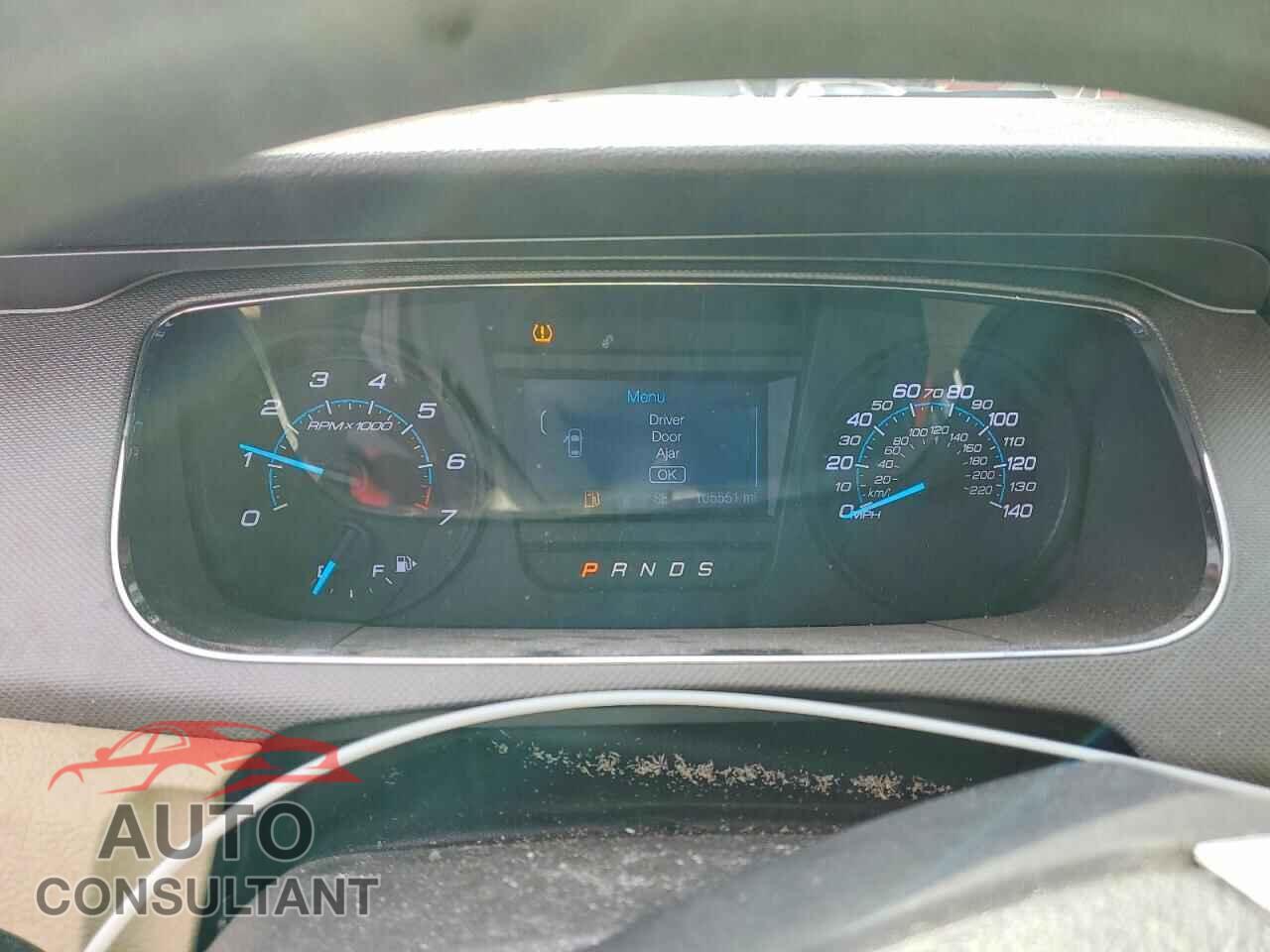 FORD TAURUS 2019 - 1FAHP2D89KG108952