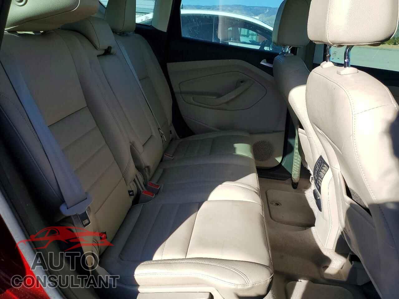 FORD CMAX 2013 - 1FADP5BU0DL525676