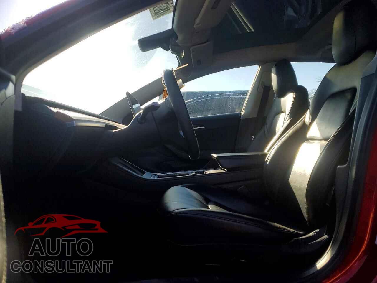 TESLA MODEL 3 2022 - 5YJ3E1EA5NF290380
