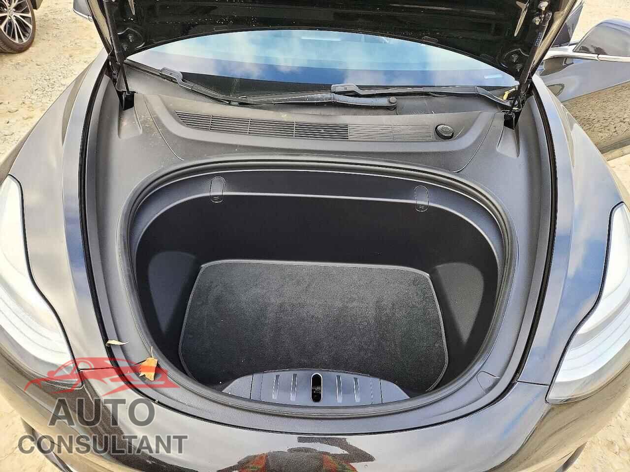 TESLA MODEL 3 2019 - 5YJ3E1EA4KF297901