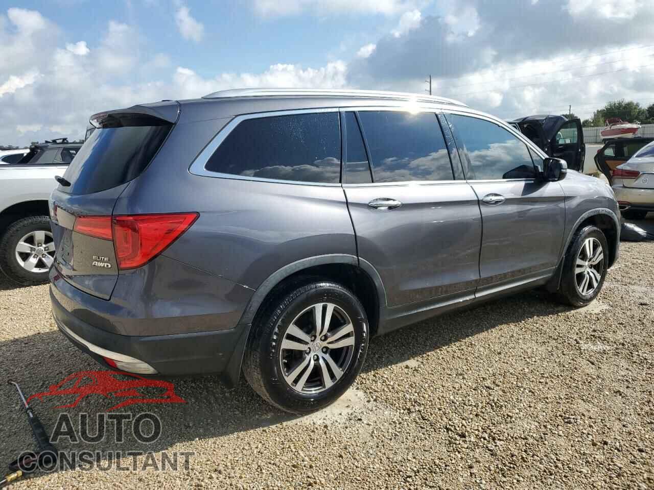 HONDA PILOT 2018 - 5FNYF6H03JB024479