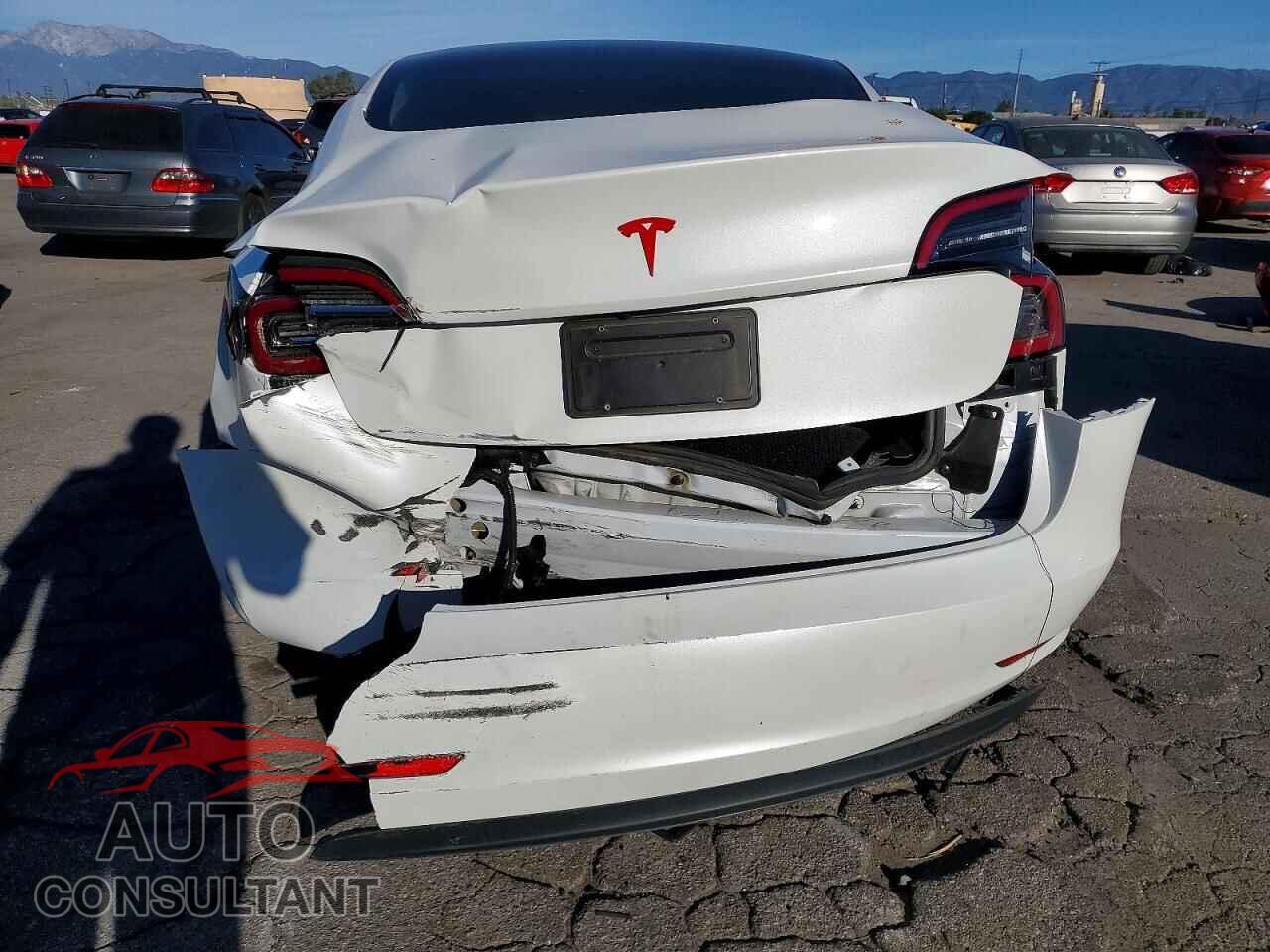 TESLA MODEL 3 2023 - 5YJ3E1EA0PF498606