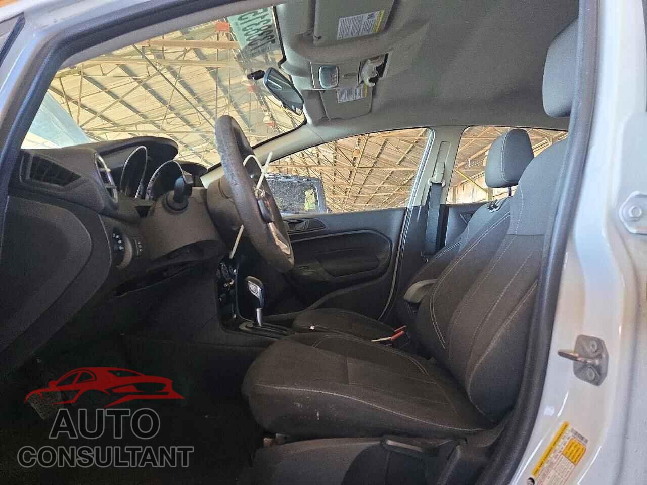 FORD FIESTA 2019 - 3FADP4EJ5KM150634