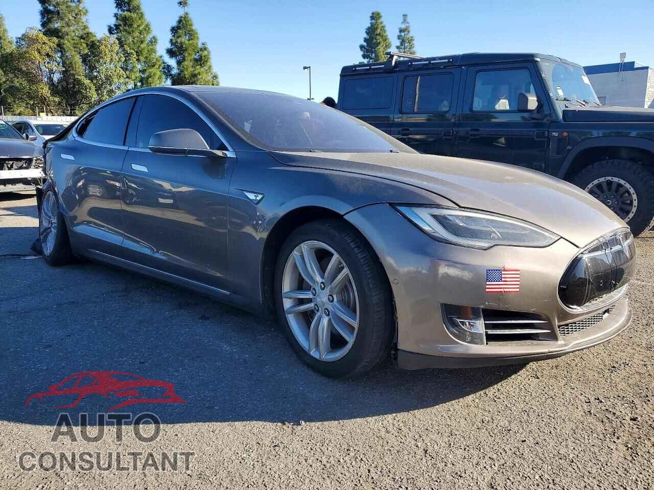 TESLA MODEL S 2015 - 5YJSA1S19FF098439
