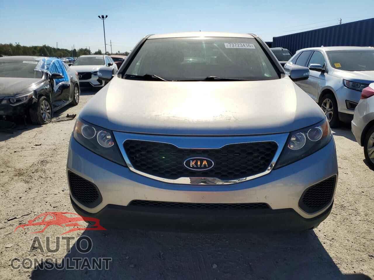 KIA SORENTO 2013 - 5XYKTCA68DG337083