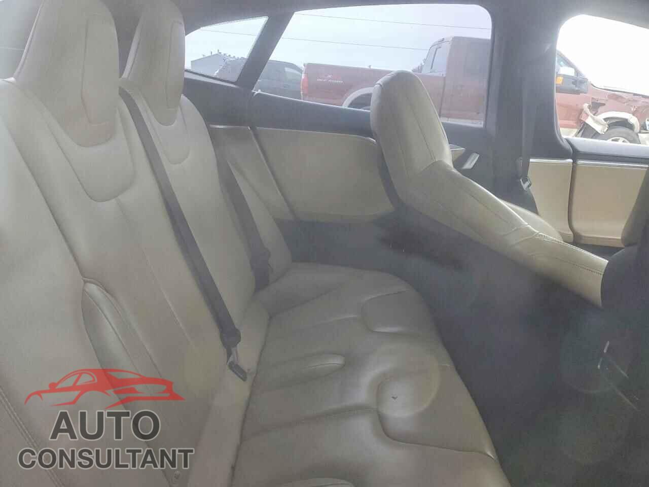 TESLA MODEL S 2016 - 5YJSA1E46GF128584