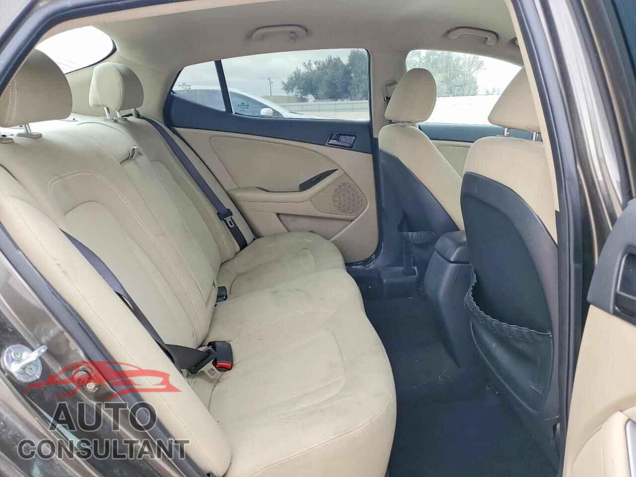 KIA OPTIMA 2011 - KNAGM4A73B5072299
