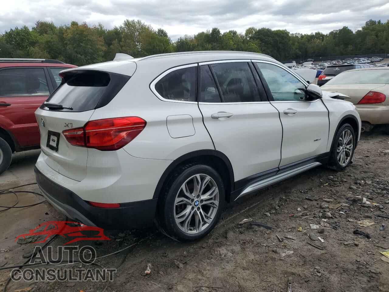 BMW X1 2017 - WBXHT3C35H5F68041